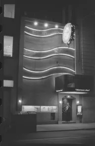 Street & Shadow photo 0942